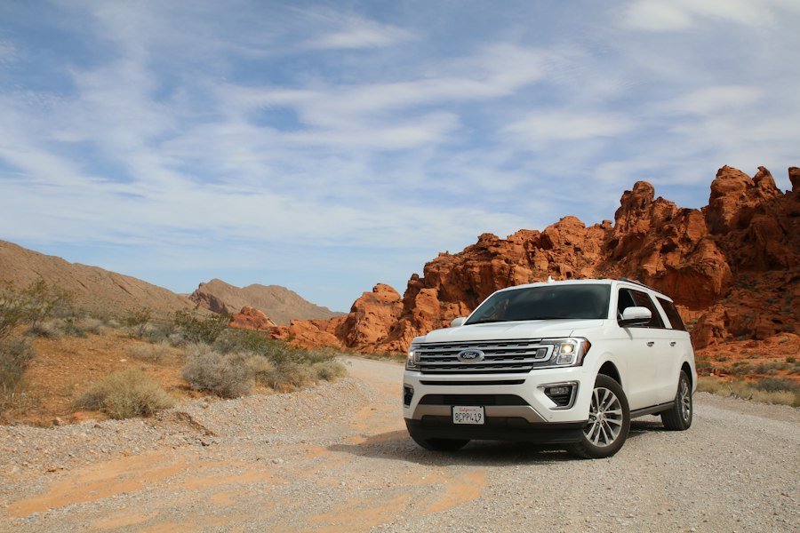 Luxury SUV Vehicle Rental
